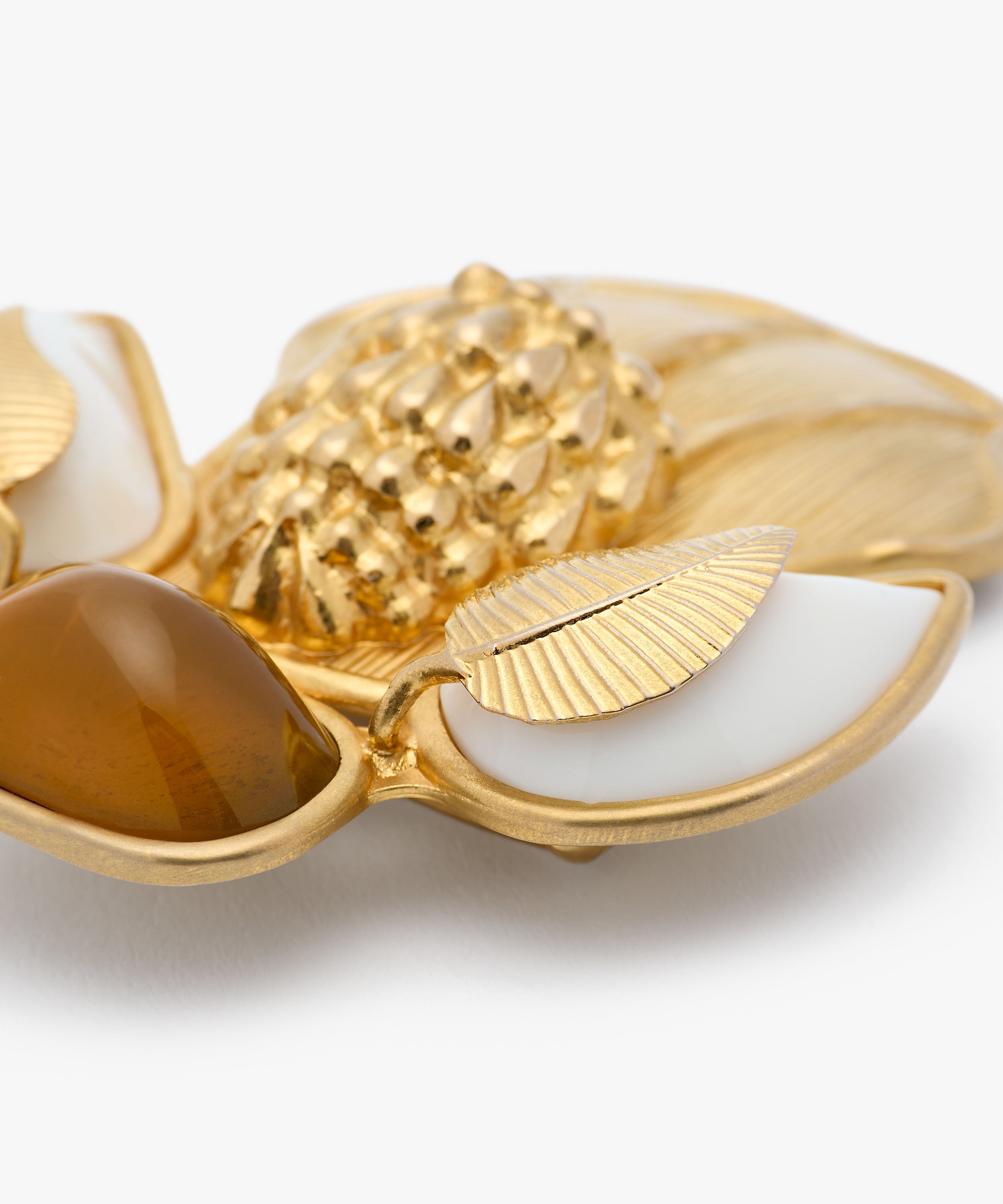 Bee Brooch - Amber – Sonia Petroff