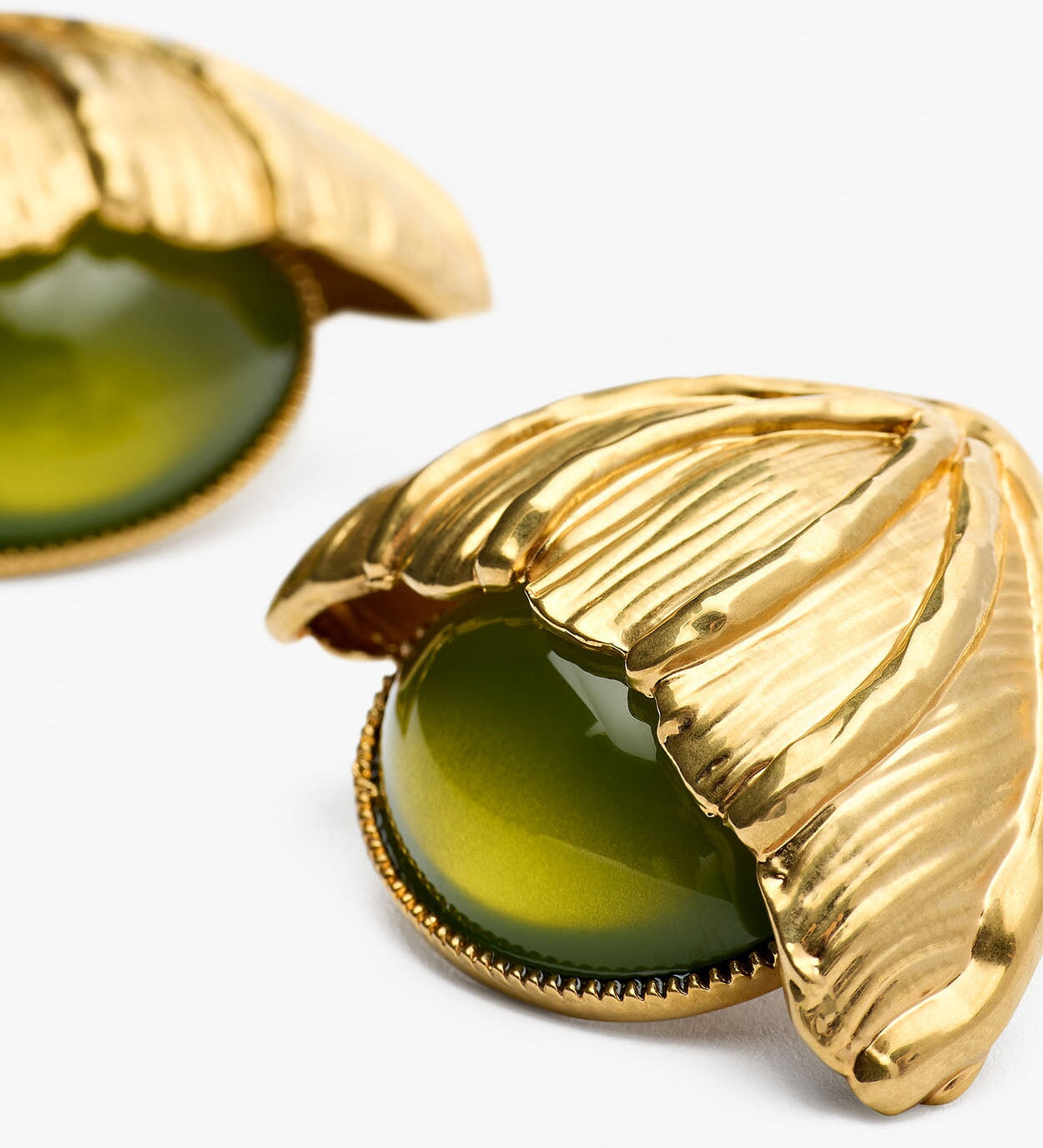 Retro Flower Earrings Sonia Petroff 