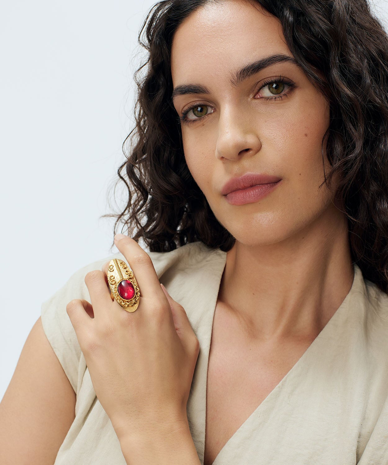 Shield Ring Sonia Petroff 