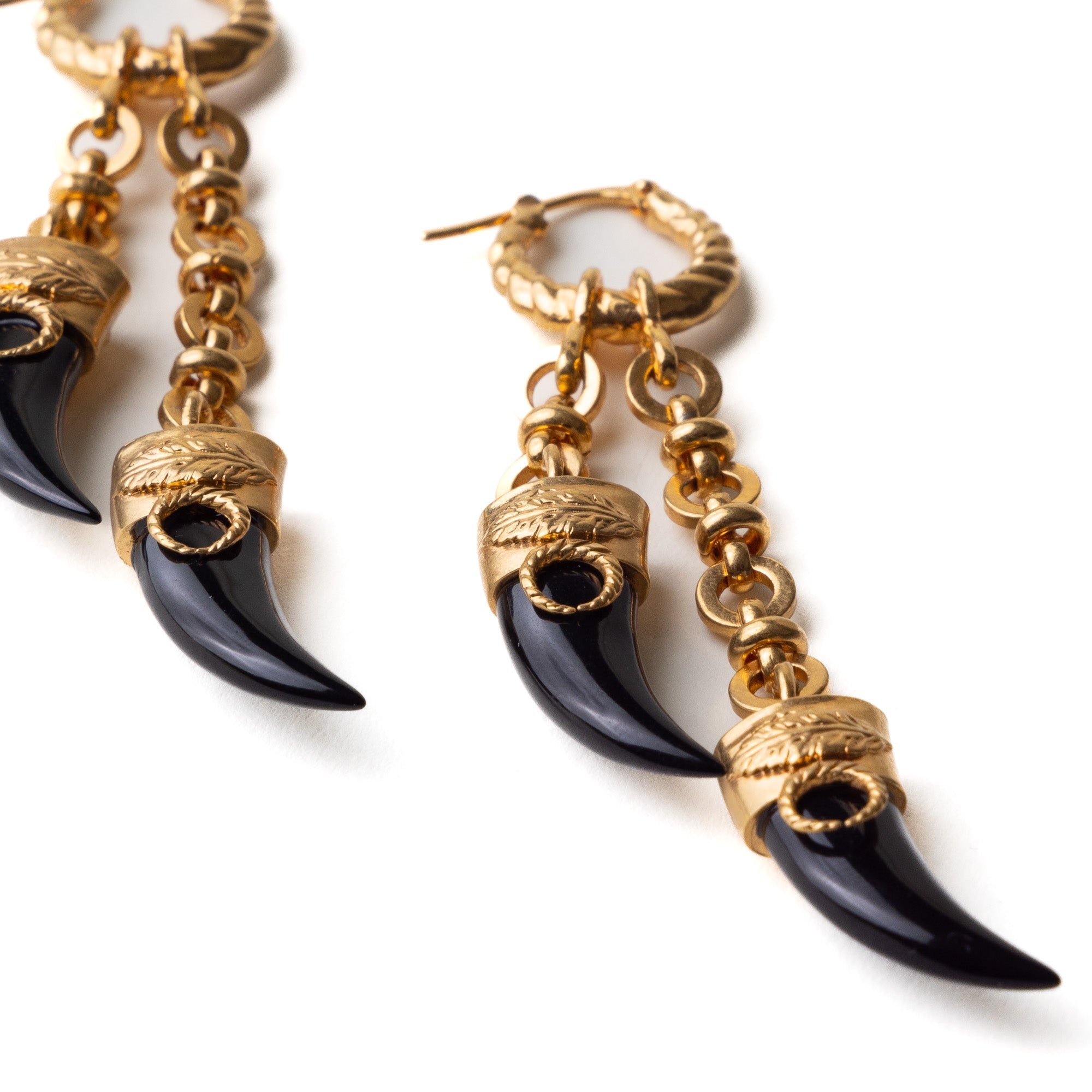 Kabila earrings-coral or onyx Sonia Petroff 